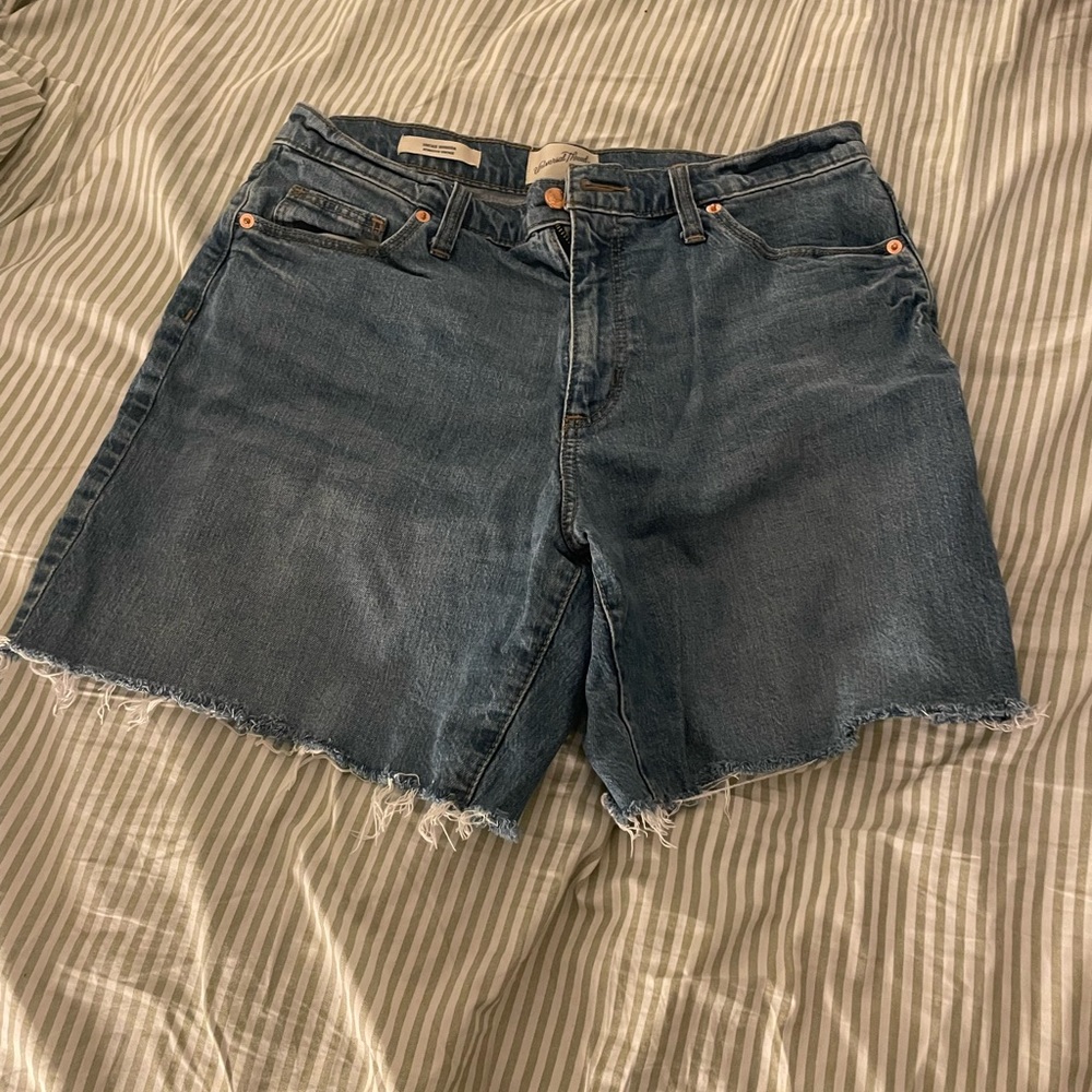 Blue longer mom shorts!